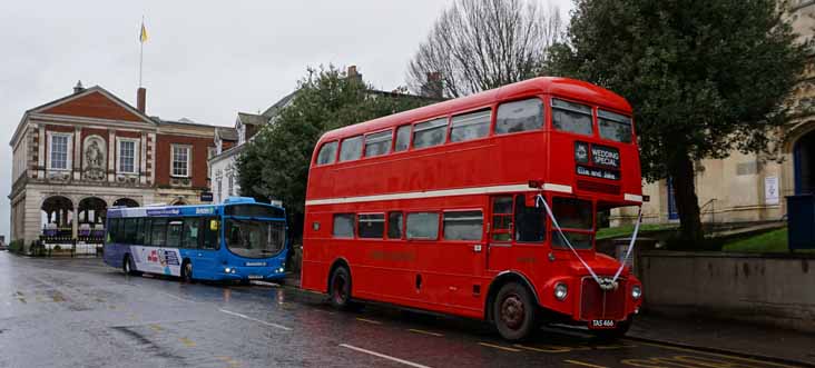 London Transport AEC Routemaster Park Royal RML883 & First Berkshire Volvo B7RLE Wright 69392
